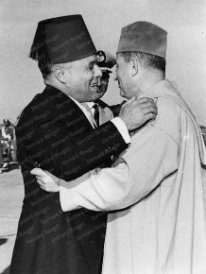 le Roi Maroc Mohammed V du et le Président tunisien Habib Bourguiba le Roi Maroc Mohammed V du et le Président tunisien Habib Bourguiba