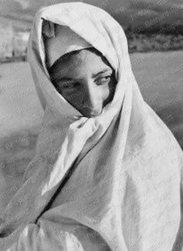 Femmes Marocaines. Jeune Fille de Casablanca, 1952.
