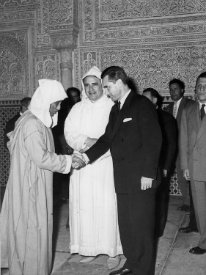 Monsieur Chaban-Delmas, à Casablanca, avec Monsieur Bargach et le Glaoui.