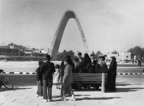 Monument au soldat inconnu Place Firdos à Bagdad, Irak, 1960